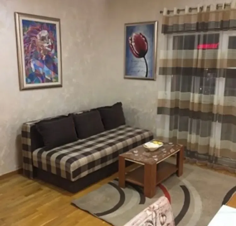 Izdavanje, garsonjera, 30m², City Kvart, Podgorica