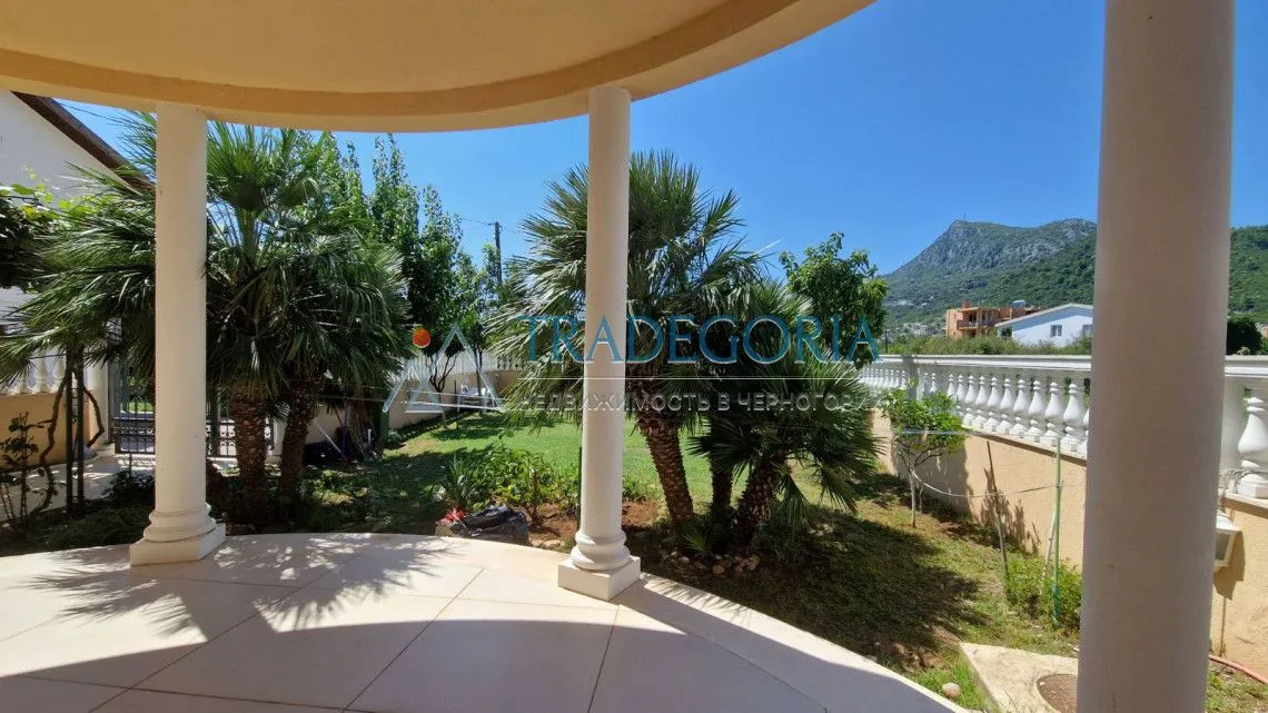 Prodaja, kuća, 194m², Sutomore, Bar
