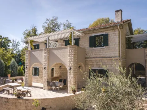 Prodaja, kuća, 300m², Mareza, Podgorica - image 13