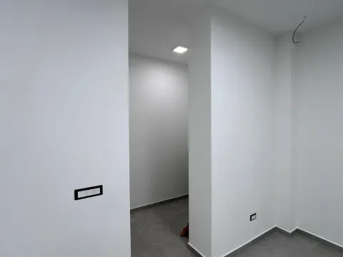 Rent, office space, 95m², City Kvart, Podgorica - image 3