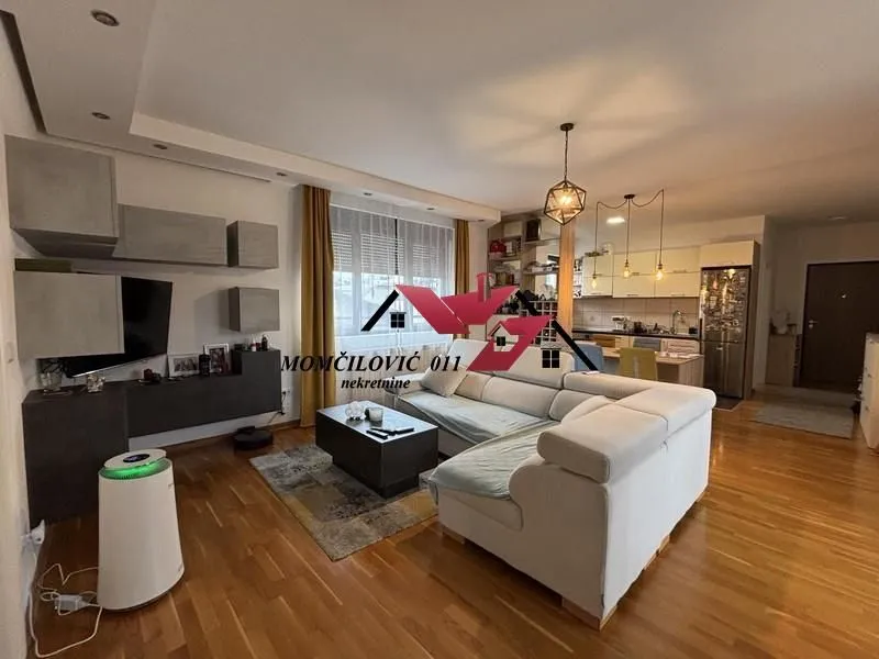 Prodaja, trosoban stan, 85m², Lekino Brdo, Voždovac Sve Podlokacije