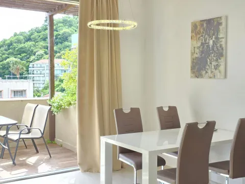 Sale, two bedroom apartment, 98m², Bečići, Budva - image 7