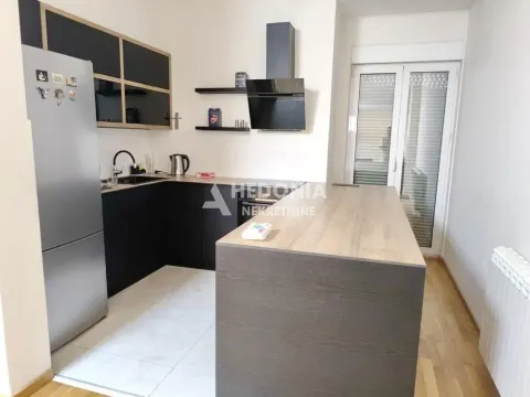 Sale, four bedroom apartment, 165m², Stari Grad, Beograd - image 2