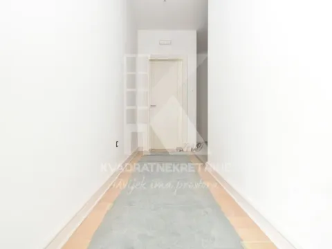 Prodaja, trosoban stan, 132m², Gornja Gorica, Podgorica - image 3