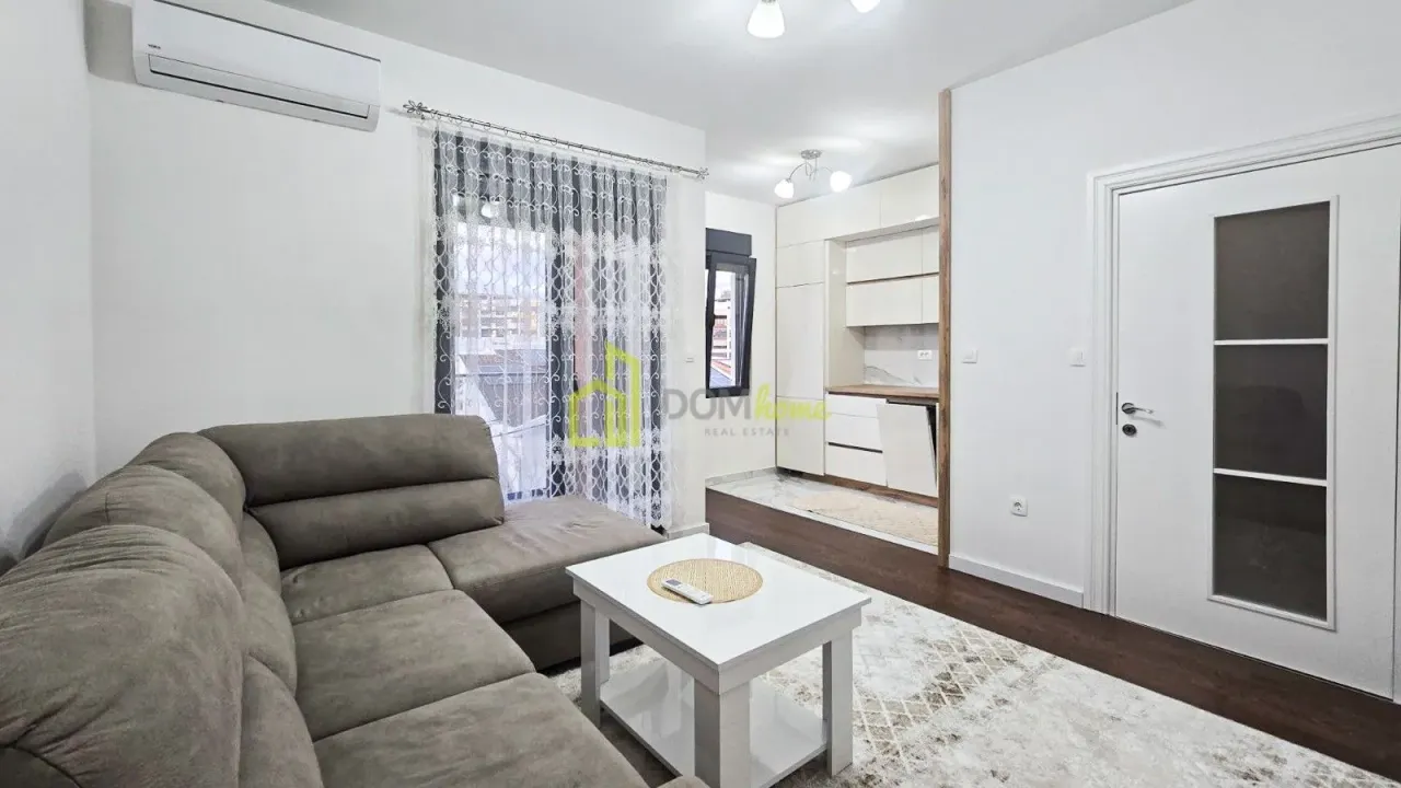 Izdavanje, jednosoban stan, 40m², Kod Big Fashion-a, Podgorica