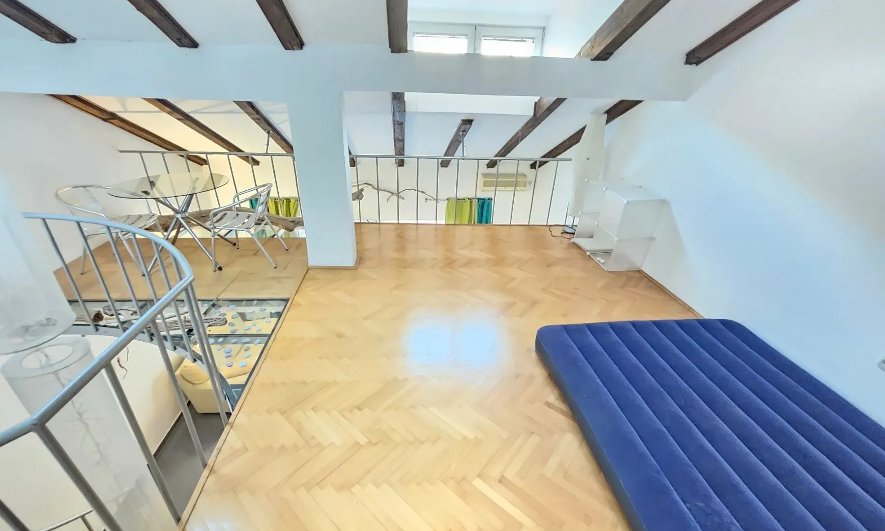 Prodaja, četvorosoban stan, 115m², Muo, Kotor