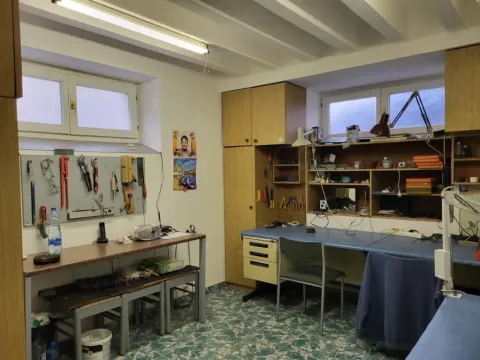 Sale, two bedroom apartment, 140m², Gorica C, Podgorica - image 9