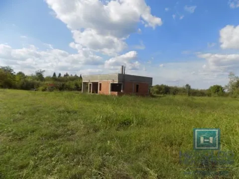 Sale, house, 121m², Karadjordjevo brdo, Paraćin