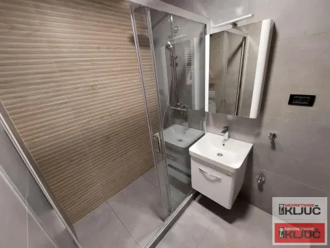 Prodaja, dvosoban stan, 52m², Novo naselje, Novi Sad - image 16