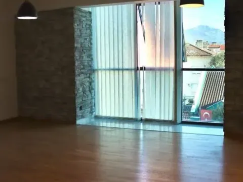Rent, office space, 200m², Centar, Podgorica - image 9
