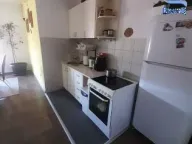 Prodaja, četvorosoban stan, 113m2, Petlovo Brdo, Beograd