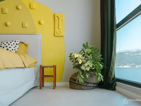 Prodaja, kuća, 200m², Tivat, Crna Gora - image 9