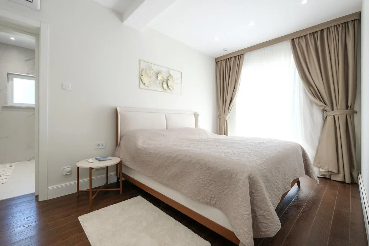 Prodaja, trosoban stan, 166m², Đenovići, Herceg Novi