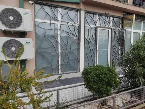 Rent, office space, 80m², Podgorica, Crna Gora - image 1