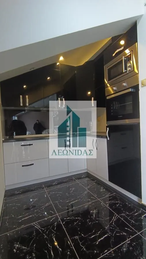 Izdavanje, garsonjera, 32m², Medijana, Niš