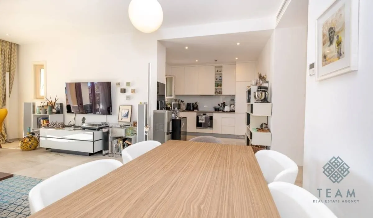 Sale, two bedroom apartment, 152m², Luštica Bay, Tivat