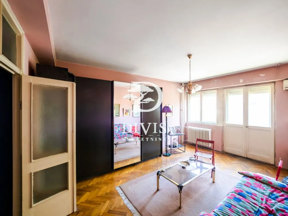 Prodaja, trosoban stan, 66m², Dorćol Sve Podlokacije, Beograd