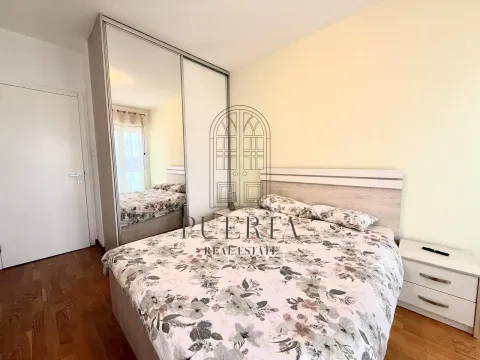 Izdavanje, jednosoban stan, 47m², City Kvart, Podgorica - image 10