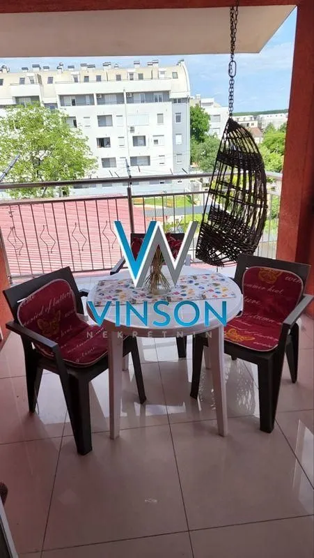 Rent, four bedroom apartment, 198m², Petrovaradin, Novi Sad