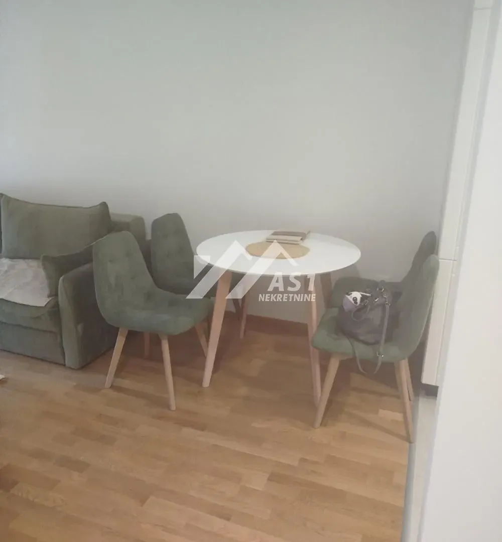 Izdavanje, dvosoban stan, 54m², Telep, Novi Sad Sve Podlokacije