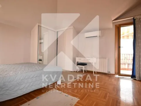 Izdavanje, kuća, 300m², Ibričevina, Podgorica - image 8