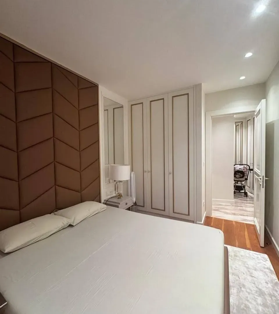 Rent, two bedroom apartment, 135m², Tre Canne, Budva