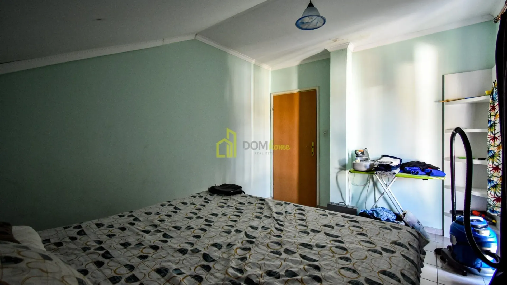 Sale, house, 303m², Konik, Podgorica