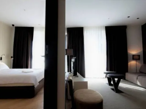 Rent, one bedroom apartment, 58m², Rafailovići, Budva - image 9