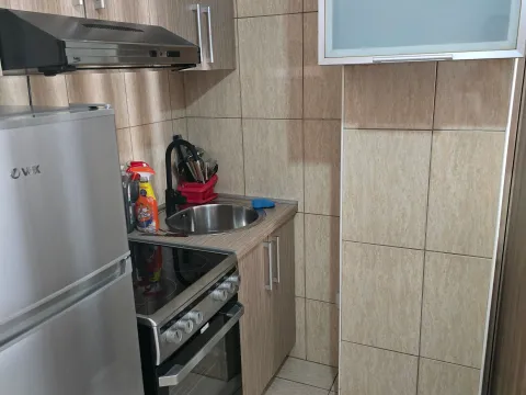 Izdavanje, jednosoban stan, 48m², Centar, Podgorica - image 5