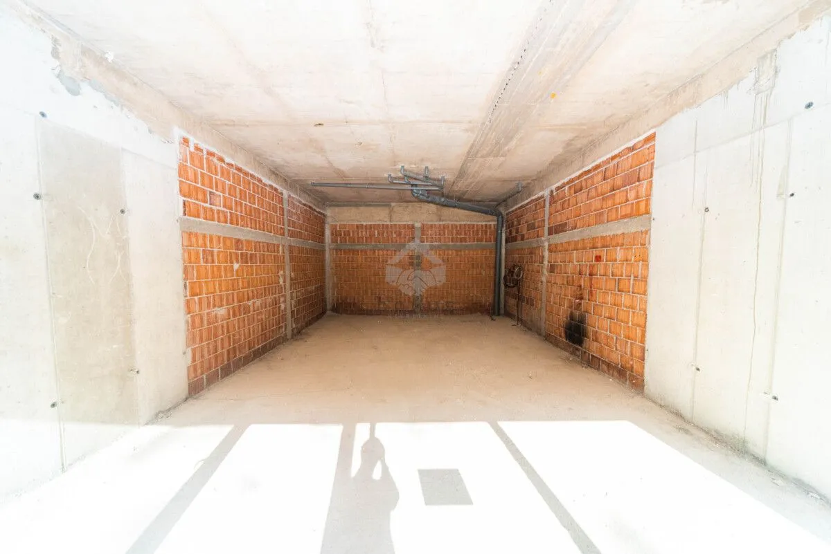 Rent, office space, 100m², Stari Aerodrom, Podgorica