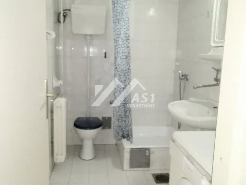 Izdavanje, stan, 21m², Bulevar Oslobodjenja, Novi Sad Sve Podlokacije - image 5