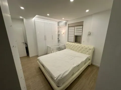 Prodaja, dvosoban stan, 68m², Bečići, Budva - image 4