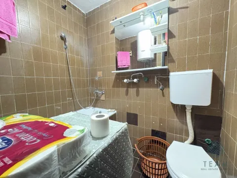 Prodaja, dvosoban stan, 77m², Blok 5, Podgorica - image 9