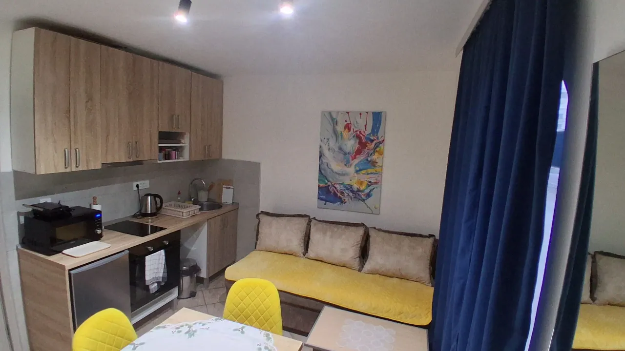 Stan-na-dan, dvosoban stan, 39m², Blok 9, Podgorica