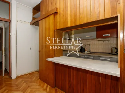 Izdavanje, trosoban stan, 120m², Centar, Podgorica - image 16