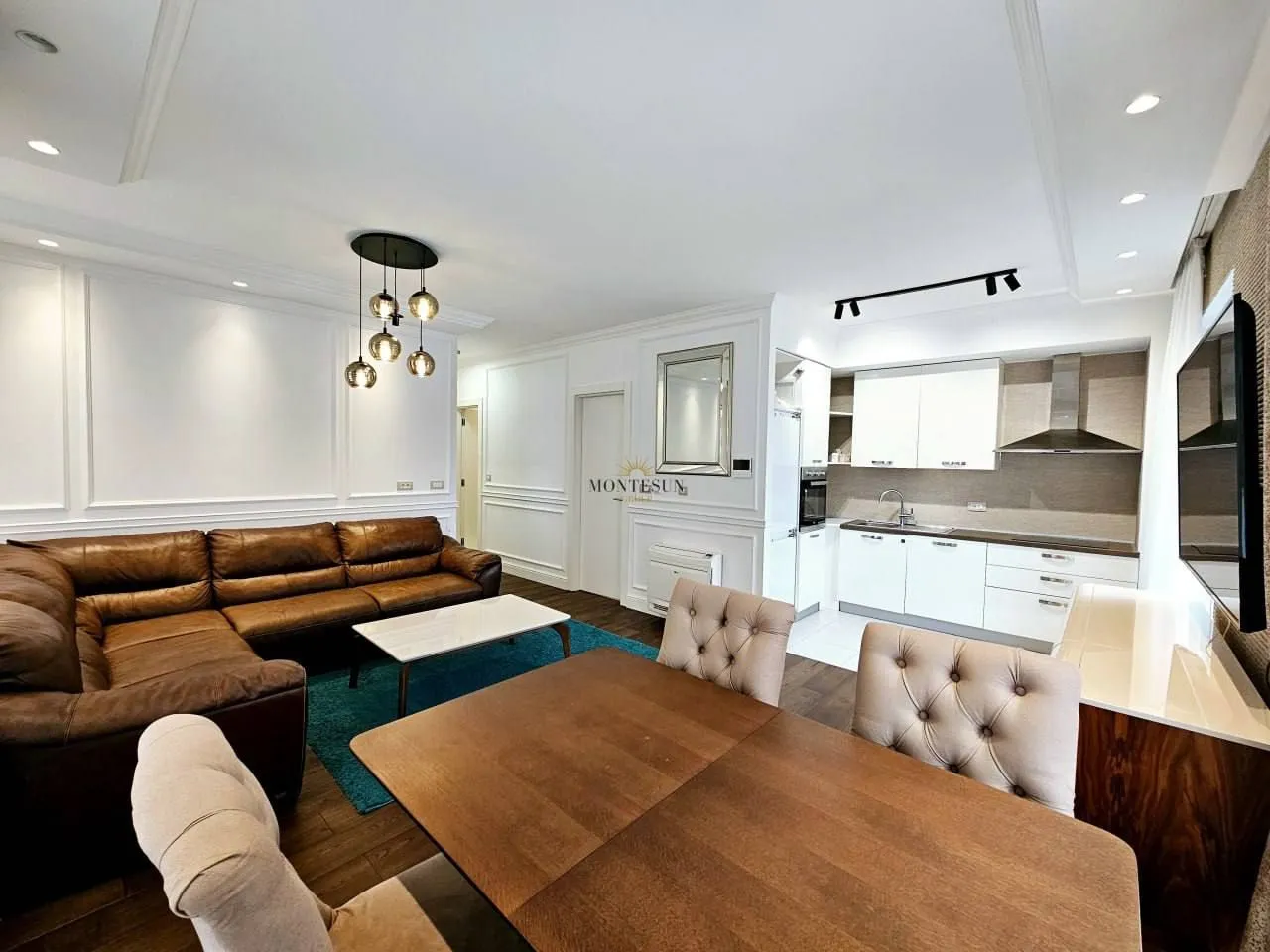Rent, two bedroom apartment, 72m², Centar, Budva