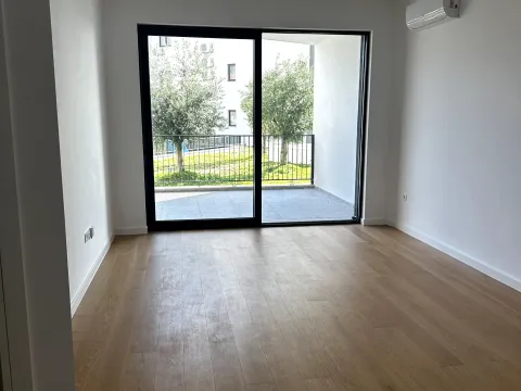 Prodaja, jednosoban stan, 59m², Bečići, Budva - image 2