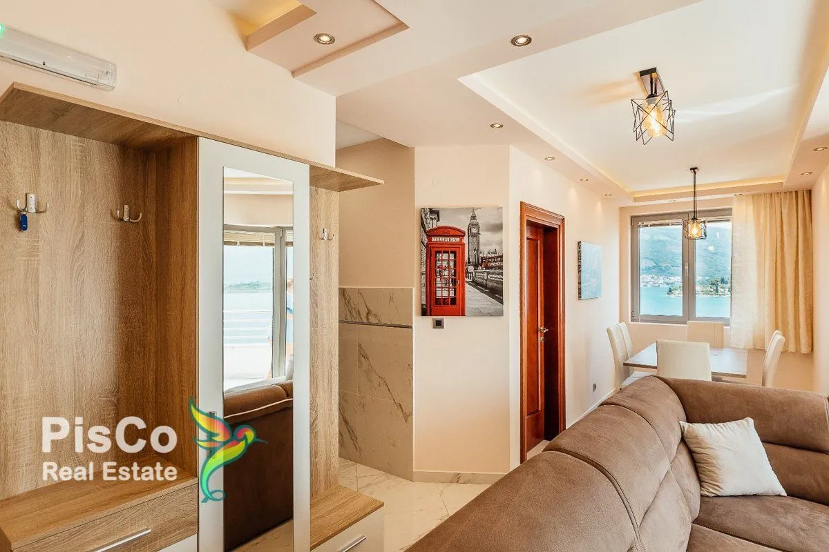 Prodaja, dvosoban stan, 64m², Tivat, Crna Gora