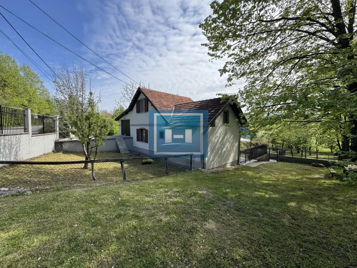 Prodaja, kuća, 160m², Ravna Reka, Despotovac