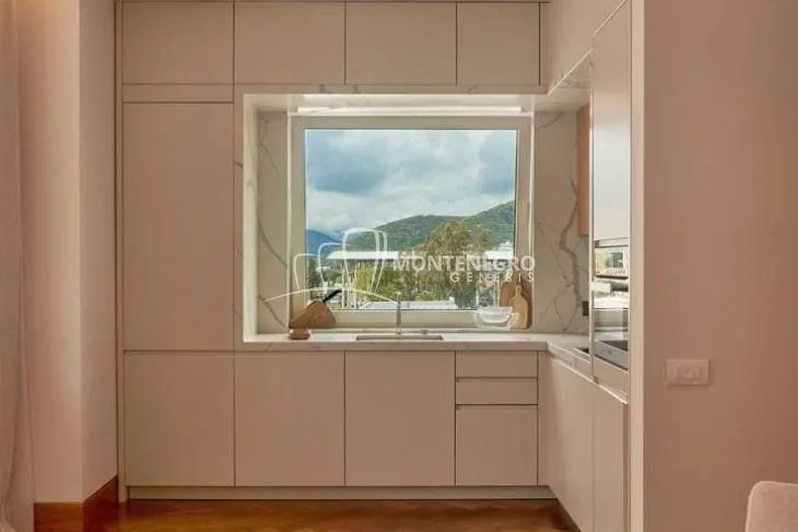 Prodaja, trosoban stan, 140m², Porto Montenegro, Tivat