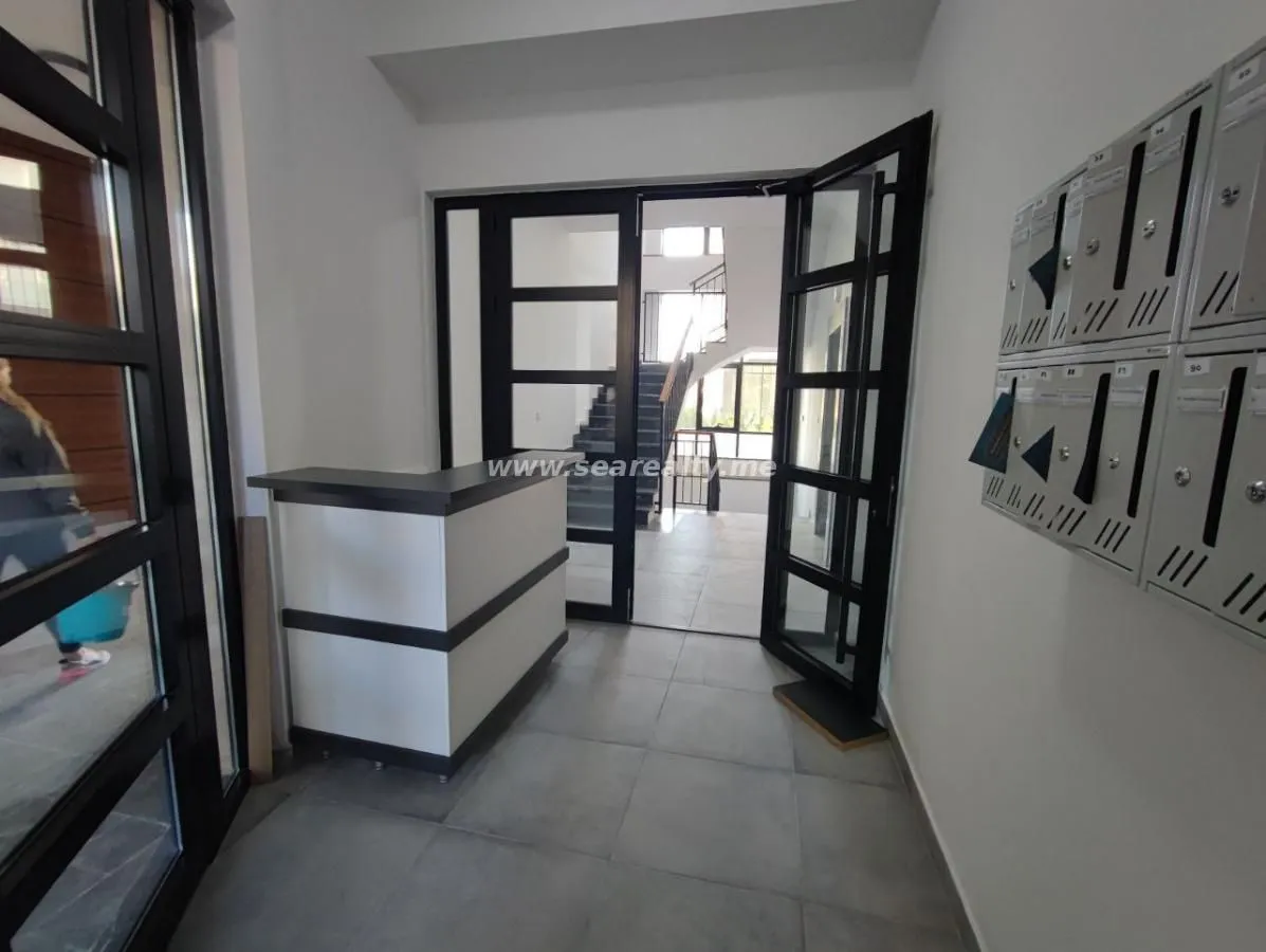 Rent, one bedroom apartment, 54m², Seljanovo, Tivat