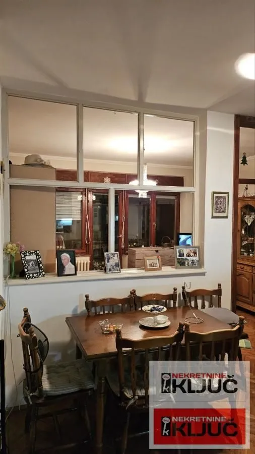 Prodaja, dvosoban stan, 57m², Grbavica, Novi Sad Sve Podlokacije