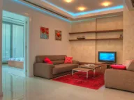 Prodaja, dvosoban stan, 95m², Centar, Budva - image 1