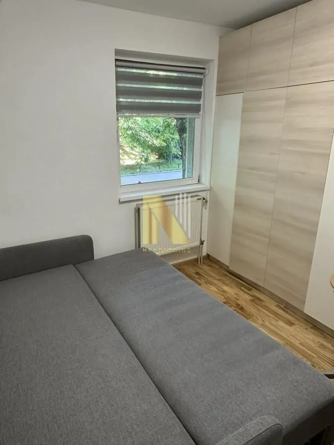 Izdavanje, trosoban stan, 51m², Grbavica, Novi Sad Sve Podlokacije