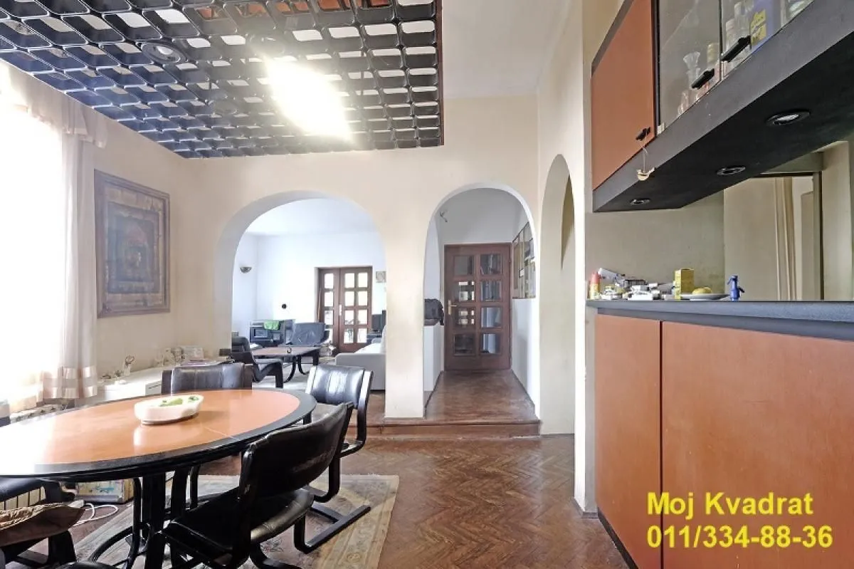Sale, house, 177m², Voždovačka Crkva, Voždovac Sve Podlokacije