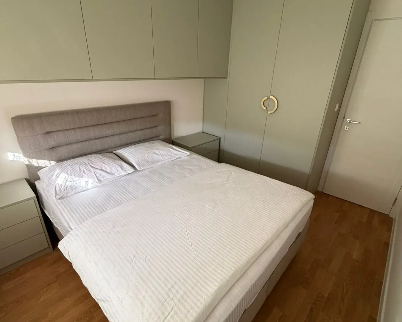 Izdavanje, jednosoban stan, 39m², Pobrežje, Podgorica