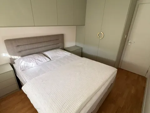 Rent, one bedroom apartment, 39m², Pobrežje, Podgorica - image 6