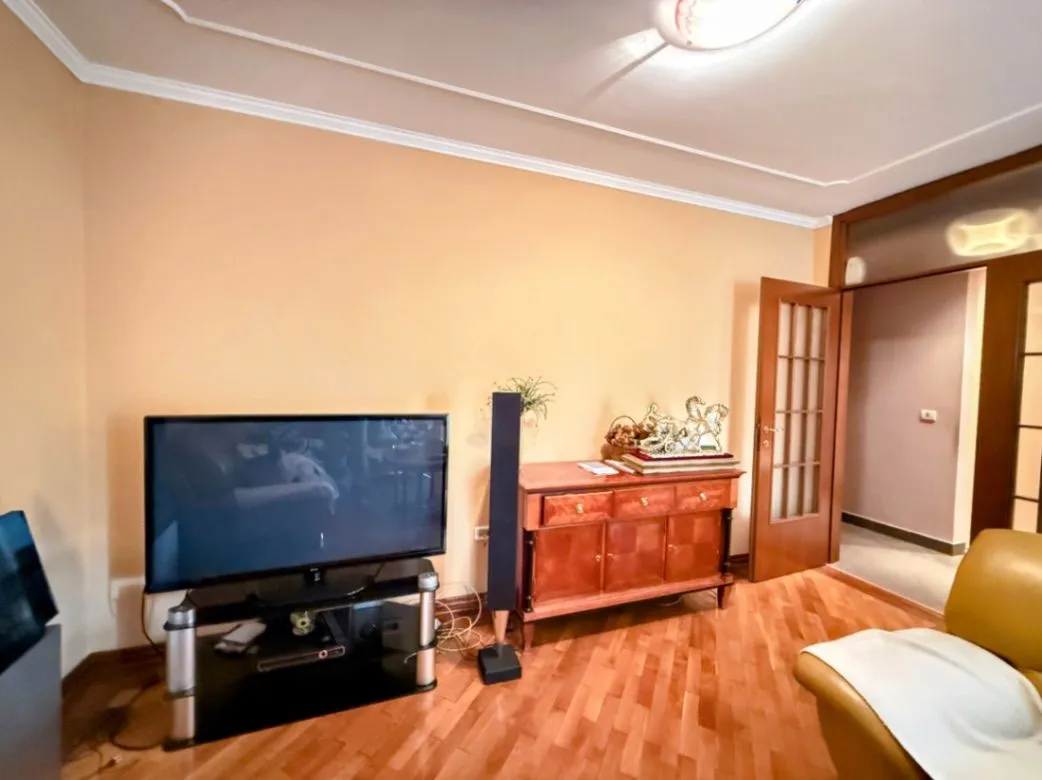 Prodaja, dvosoban stan, 96m², Stari Aerodrom, Podgorica