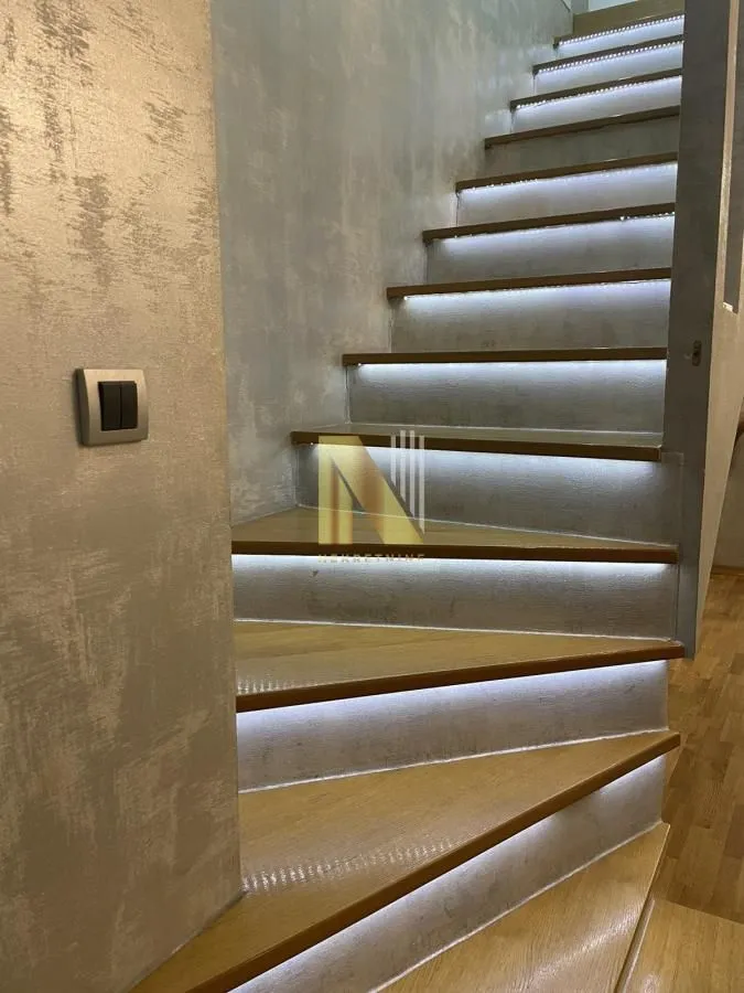 Prodaja, trosoban stan, 73m², Nova Detelinara, Novi Sad Sve Podlokacije