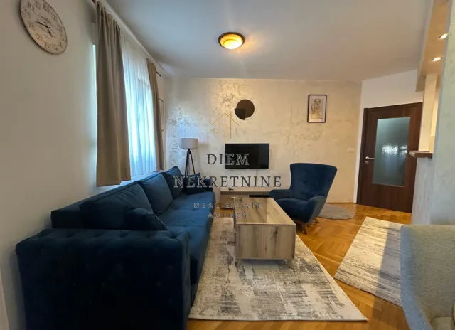Izdavanje, jednosoban stan, 43m², Stari Aerodrom, Podgorica